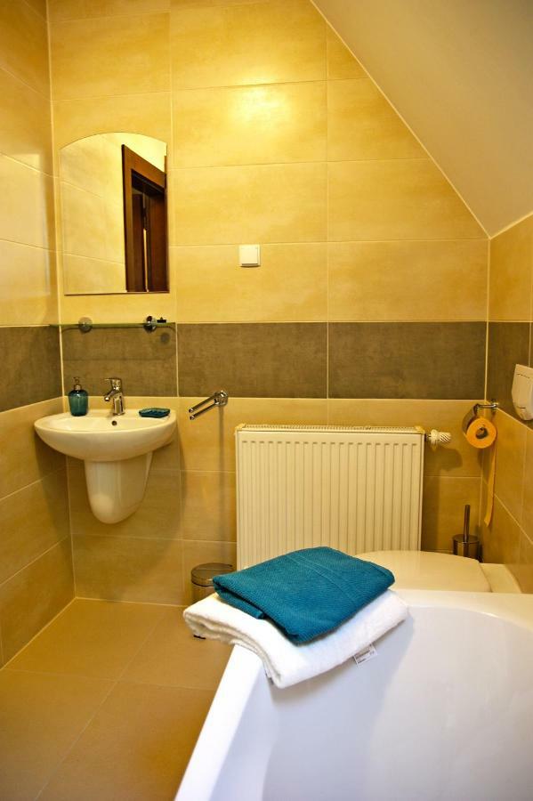 Apartament Na Starym Dworcu Goczalkowice-Zdroj Exterior photo